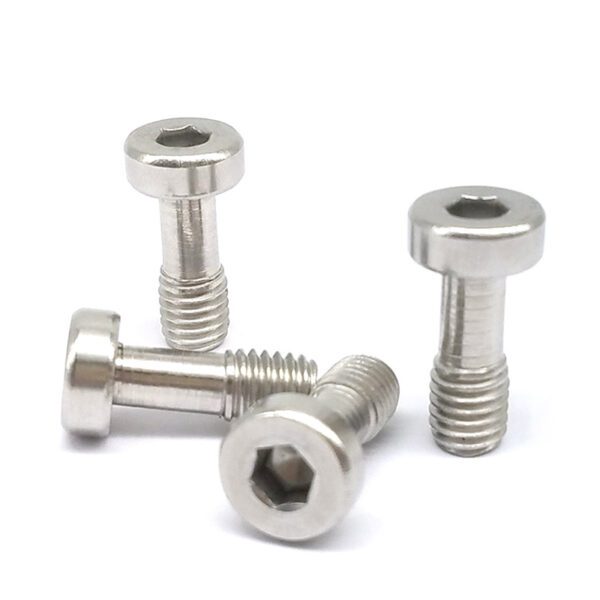 Captive Screws with anti-loss retention feature for equipment panels